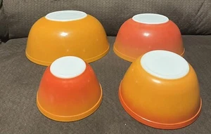 Pyrex Flameglo Nesting Mischen Vintage Schalen 4er Set 401, 402, 403, 404 orange - Bild 1 von 12