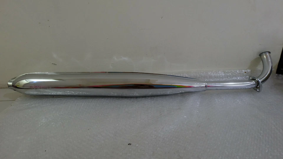 Honda 90 S90 CS90 Exhaust Muffler New - Image 1 of 4