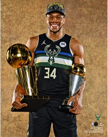 Giannis Antetokounmpo Milwaukee Bucks Unsigned 2021 Finals Cover