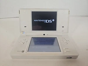 Nintendo DSI Lite Handheld System - White Works!!!! - Bild 1 von 6