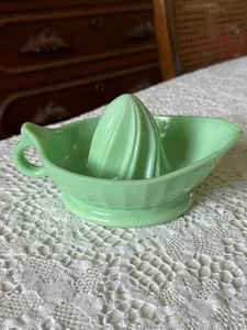 Jadeit Glas Jadit Küche AHLE Entsafter Landhaus Deko Milchglas - Bild 1 von 14