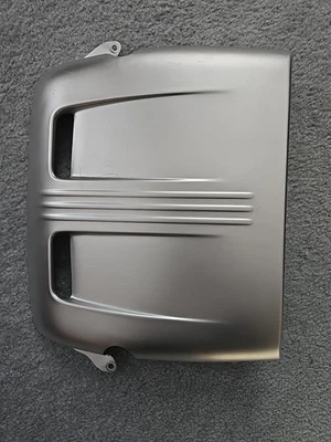 Mercedes-Benz C63 AMG S 2015-2021 2023 - Cubierta del motor 1771501375 Foto 1 de 4