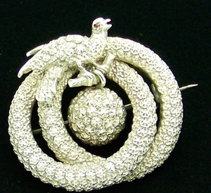 GORGEOUS ANTIQUE VICTORIAN STERLING SILVER RUBY EYE BIRD CIRCLE BROOCH PIN - Picture 1 of 12