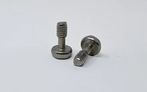 Two HP / Agilent Captive Screws for Rear Panel fits 34401A, 33120A, 53131A - Picture 1 of 4