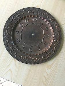 Kupferteller, antik, erhabenes Ziffernblatt als Uhr zu verwenden, aus England - Bild 1 von 2