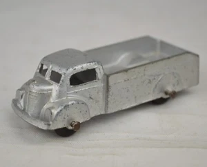  Tootsietoy #234 Box Truck 3" Long 1947-1948 Very Good Condition - Picture 1 of 11