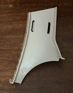 Hot Wheels Super Ultimate Garage Replacement Part 1 Pc White Ramp - Picture 1 of 2