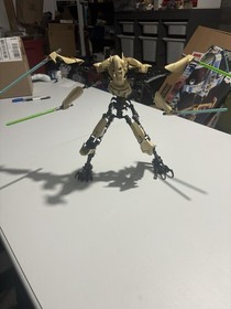 LEGO Star Wars: General Grievous Buildable Figure (75112)
