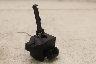 Ford Focus ST 2013-2018 OEM caja de cambios bloqueo inverso conjunto de molduras de acoplamiento Foto 1 de 4