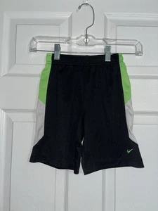 Nike Boys Black, Green, & White Shorts Size 6 (G14) - Picture 1 of 6