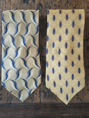 Juego de 2 corbatas Bill Blass para hombre - azul dorado - etiqueta negra 100 % seda Foto 1 de 4