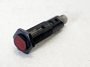 Interruttore Fotoelettrico BALLUFF BOS 18KF-PA-1QD-S4-C - Picture 1 of 5