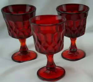 Copas de vino Noritake Perspective rojo rubí (3), 4 7/8" (B16) - Imagen 1 de 10