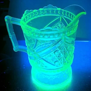 Antique EAPG Richards & Hartley Yellow Vaseline Glass Pitcher Excellent Cond - Picture 1 of 9