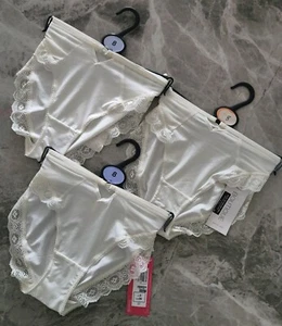 M&S BOUTIQUE Semi Sheer Mesh & Crochet High Leg Knickers - 3 Pack - Size 8 - Bild 1 von 9