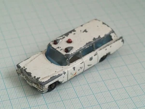 Matchbox series No 54 S&S Cadillac Ambulance (used) - Picture 1 of 5
