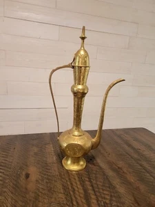 Vintage massive Messing dekorative handgefertigte geätzte Blumen Teekanne Indien 18"x10"  - Bild 1 von 11