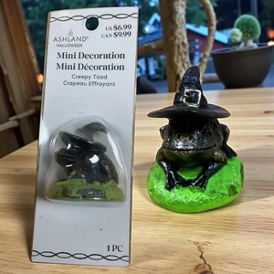 Ashland Halloween gruselige Kröte Mini Dekoration Neu in Verpackung Spuk Figur - Bild 1 von 4