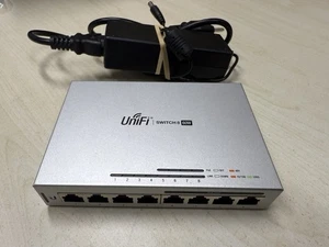 Commutateur Ethernet PoE Ubiquiti Networks UniFi 8 ports - US-8-60W - Photo 1/2
