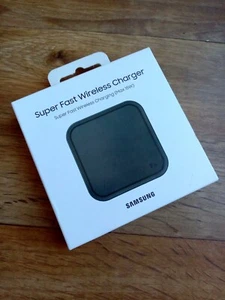 Samsung Super Fast Wireless Charger 15W Qi PAD Chargeur Rapide Sans Fil EP-P2400 - Photo 1 sur 5