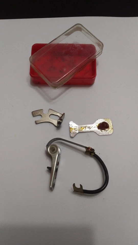 CITROEN-PEUGEOT-RENAULT-VOLVO-DAF-FIAT jeu de contacts BOSCH 1237013808 - Immagine 1 di 1