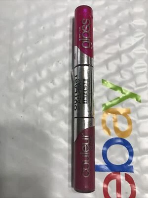 COVERGIRL Outlast Todo el Día Color de Labios Intenso + Brillo de Labios 115 ROSE DELIGHT Desprecintar Foto 1 de 3