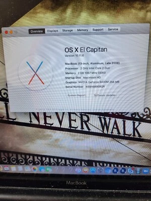 MacBook late 2008, 13-inch , Aluminum (2GHz Intel Core 2 Duo; 2 GB MHz DDR3  - Image 1 of 4