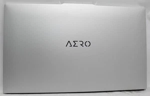 YE5-94US748HP-COVER Gigabyte Aero Lcd Backcover Silber Ye5-94Us748PS "KLASSE A" - Bild 1 von 1