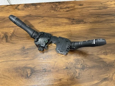 Infinit Qx60 Wiper Headlight Turn Signal  - Image 1 of 4