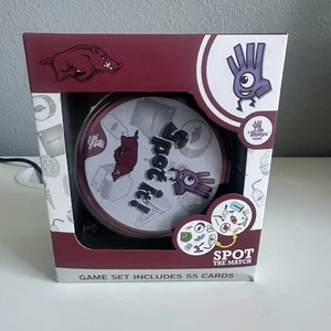 University of Arkansas Razorbacks Spot It! Card Matching Game NCAA Masterpieces - Bild 1 von 6