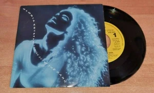 GLORIA ESTEFAN Coming out of the dark 7" SPAIN PROMO SINGLE VINYL VERY RARE 1990 - Picture 1 of 3