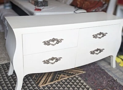 Cómoda Anthropologie Foto 1 de 4