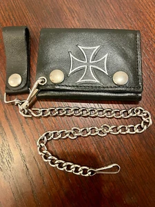 Leather Biker Wallet With Chain Trifold - Cross Print on the Wallet - NEW - Bild 1 von 5