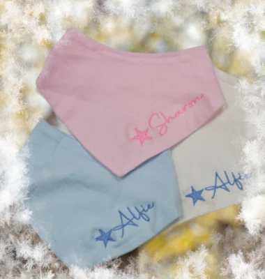 Personalisiertes BESTICKT Baby Lätzchen Kleinkind Bandanna beliebiger Name Junge Mädchen Geschenk