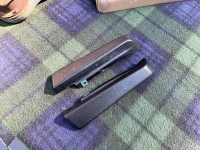 Juego de molduras laterales para salpicadero Jaguar XJS V12 (2) Foto 1 de 4