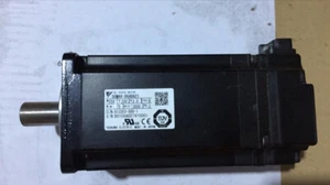 NEW YASKAWA SERVO MOTOR SGMAV-06ADA21 SGMAV06ADA21 FREE EXPEDITED SHIPPING - Picture 1 of 1