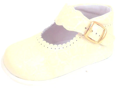 DE OSU-FARO - España - Zapatos de vestir de charol de cocodrilo marfil para bebés niñas -Europeos -Talla 2 Foto 1 de 4
