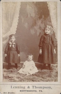 Carta armadio foto antica bambini bambino bambina bambino sfocato Martinsburg PA - Foto 1 di 6