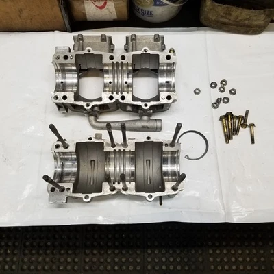 2004 Polaris Pro X X2 XR 800 crankcase 2202666 - Image 1 of 4