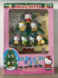 Hello Kitty Weihnachtsbaum Spielset Sanrio Lizenziert Alter 4+ 7 Sammelfiguren - Bild 1 von 5