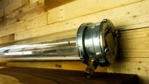 EOW 4 feet strip light Marine Salvage - Picture 1 of 5