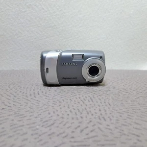 Samsung Digimax A402 Camera Tested And Working SEE DESCRIPTION - Picture 1 of 12