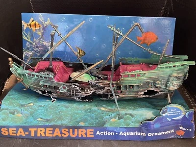 PENNPLAX Air action Treasure aquarium ornament - Shipwreck