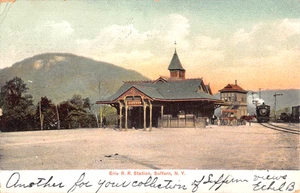 1907 Train at Erie RR Station Suffern NY post card Rockland county - Picture 1 of 2