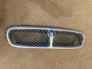 Jaguar X358 Facelift Grille XJ X350 - Picture 1 of 6