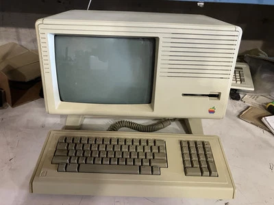 Vintage Apple Lisa 1 With 3.5 Inch Computer  Manufactured No 83243 Read Desc. - Image 1 of 4