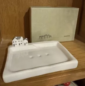East of India Quayside Seaside Scene Soap Dish Porcelain Mini Houses White & Box - Picture 1 of 5