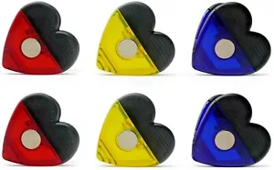 Clip in plastica a forma di cuore con magneti per frigorifero set di 6 - Foto 1 di 9