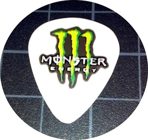 MONSTER ENERGY GITARRENPLEKTREN 4 STÜCK - Bild 1 von 3