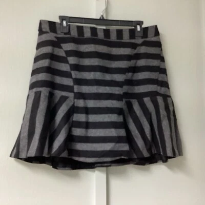 Worthington Wool Blend Plaid Mini Skirt Size 12 Lined Black Pleated Zip Back - Image 1 of 4